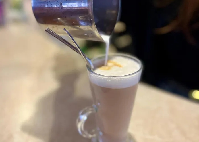 Hotel M1 Laczhazy Coffee &